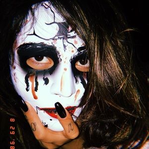 Meet your Posher, Reyna